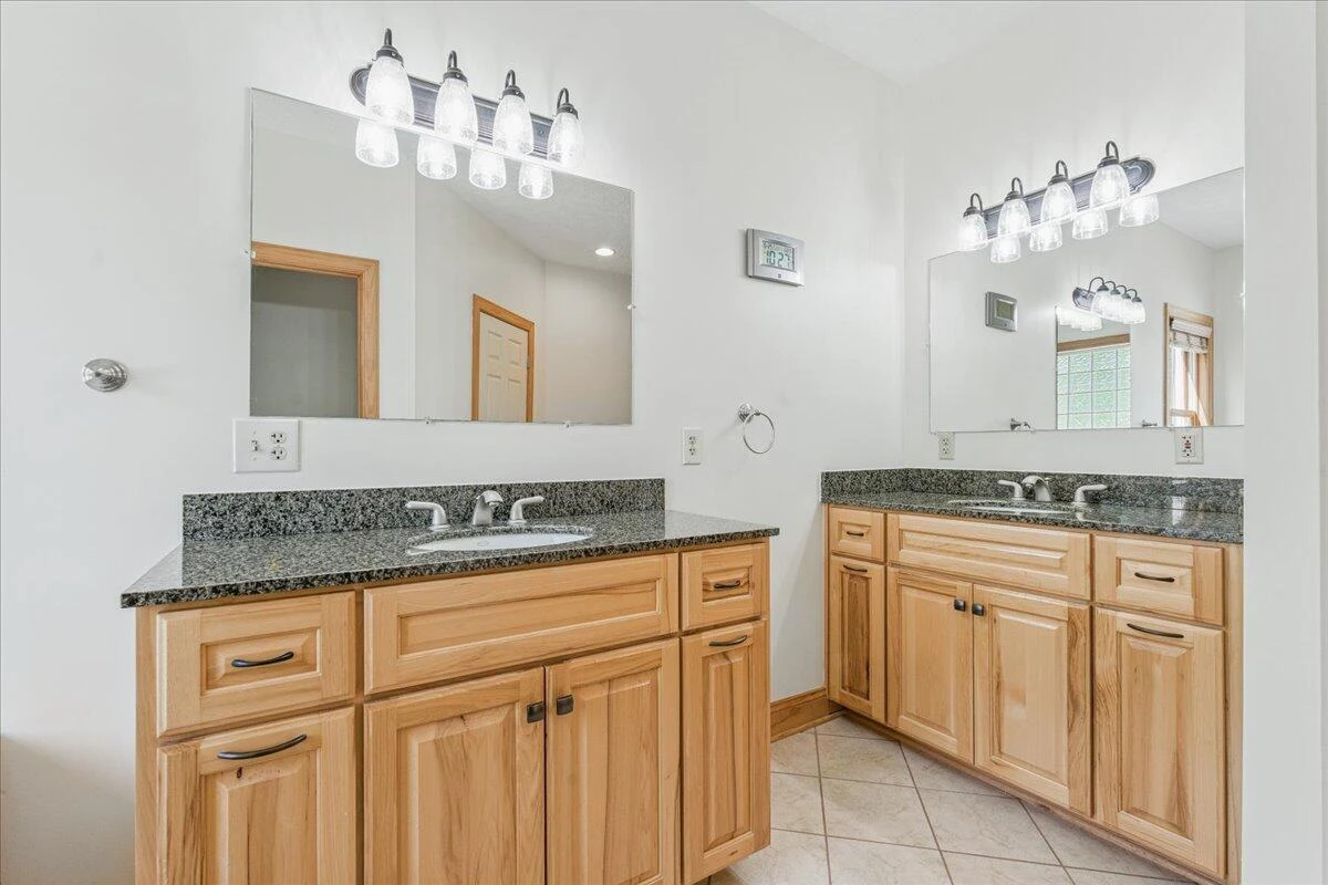 274 Ernest DR - Photo 29