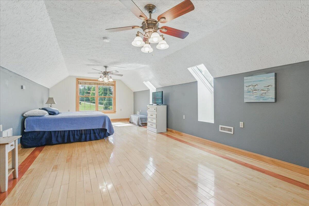 274 Ernest DR - Photo 32