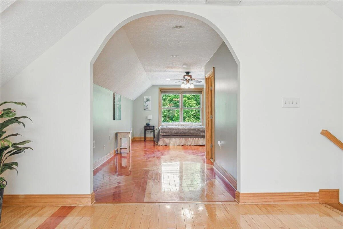 274 Ernest DR - Photo 37