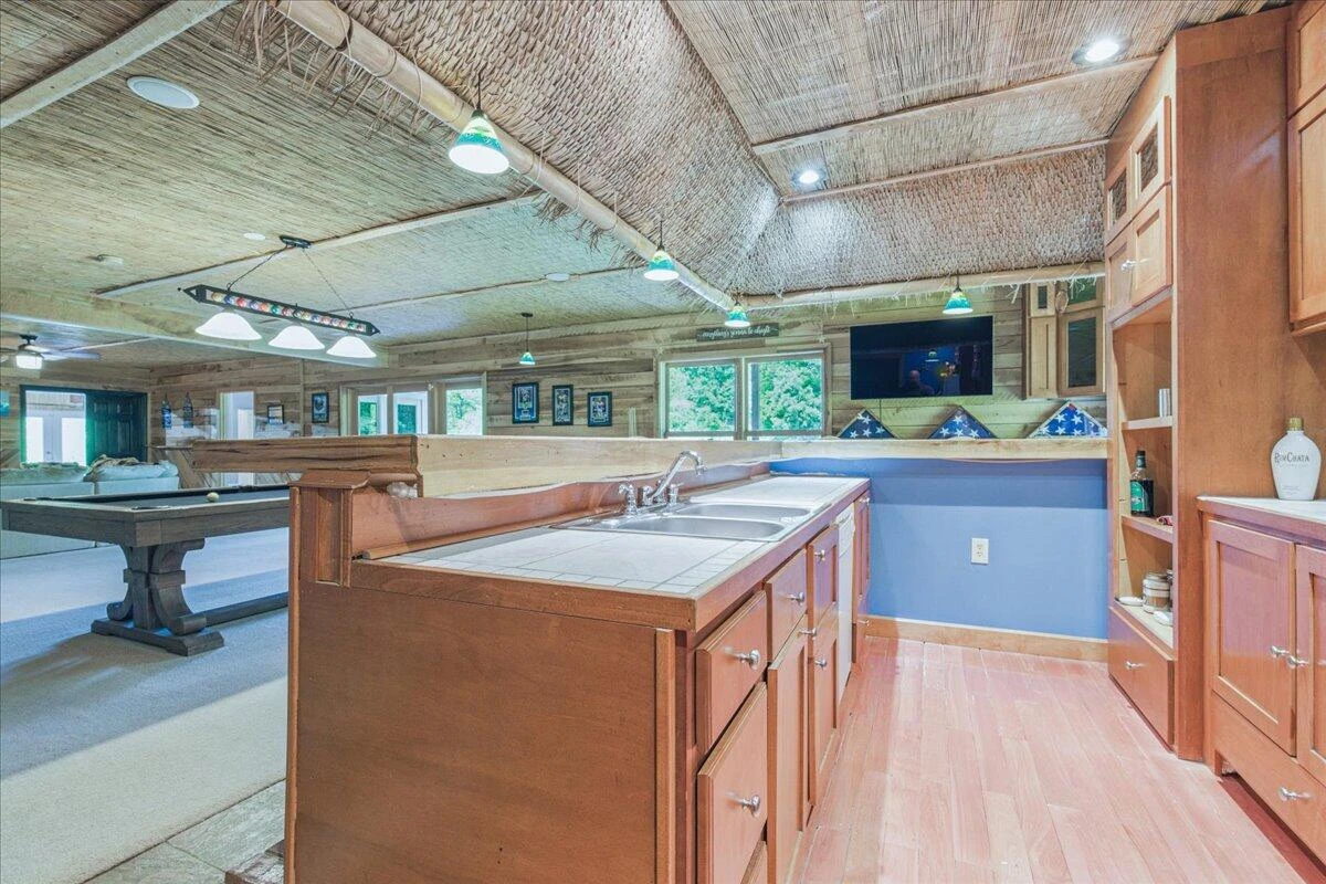 274 Ernest DR - Photo 49