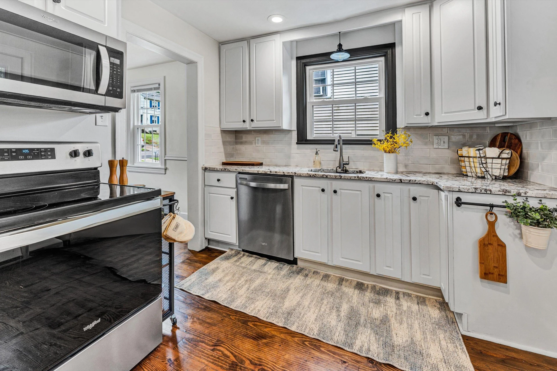 2607 Alberta AVE - Photo 14