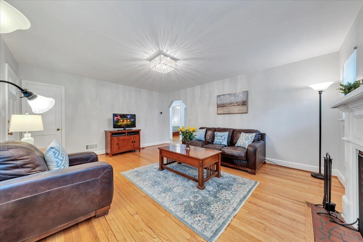 2324 Howard RD - Photo 17