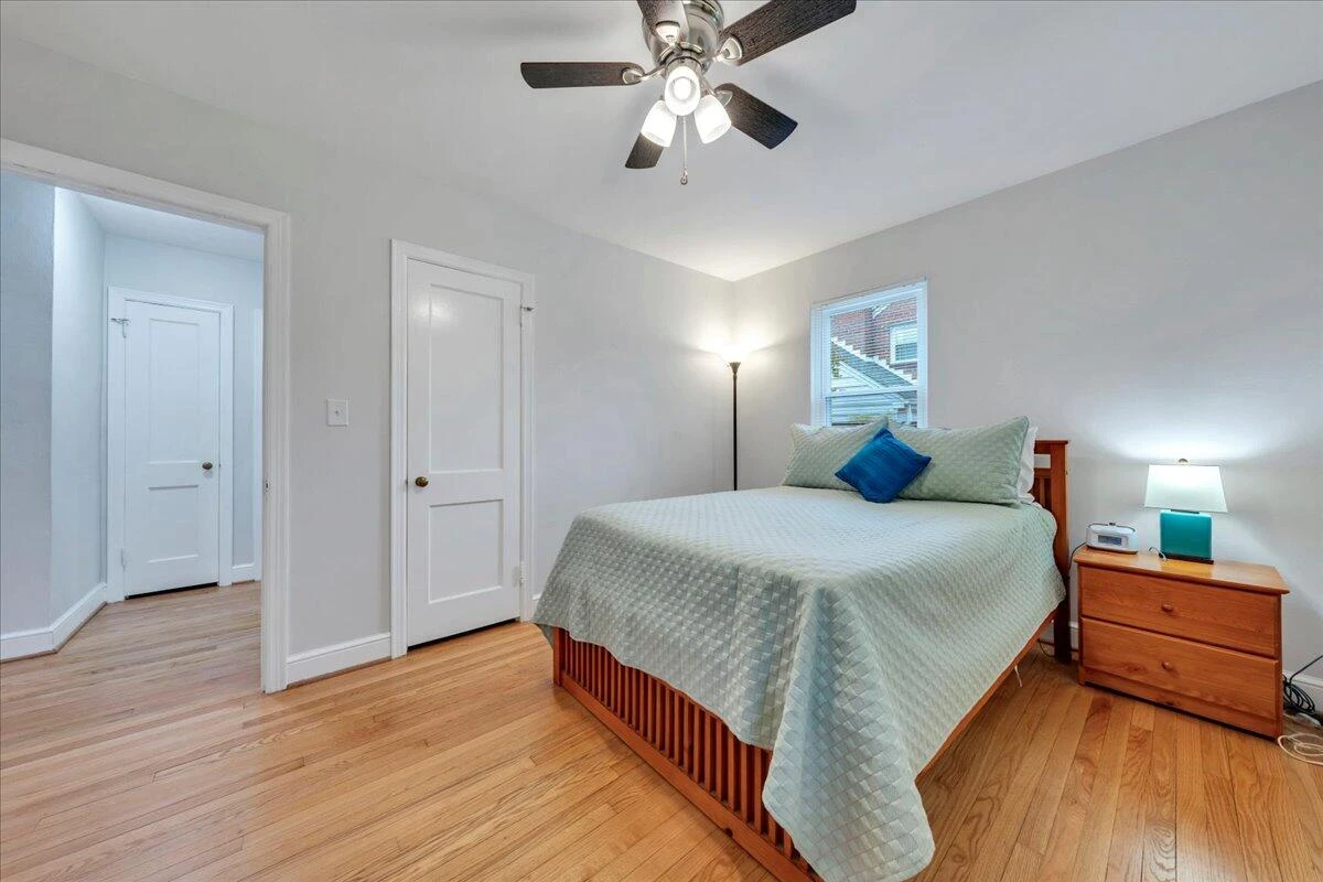 2324 Howard RD - Photo 29