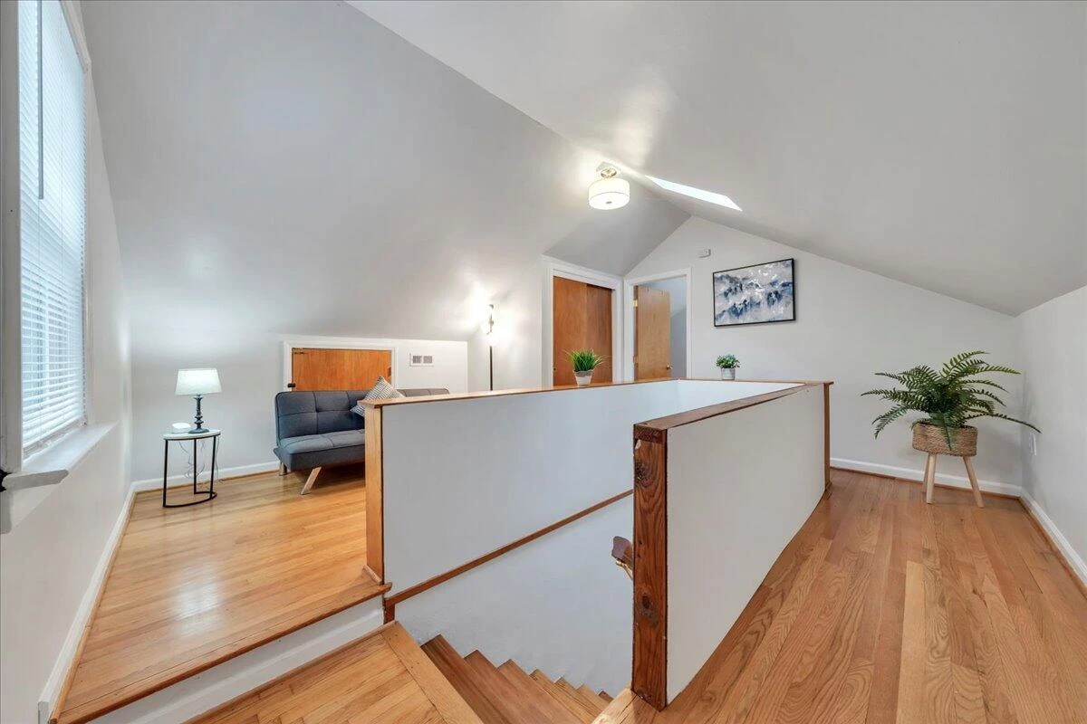 2324 Howard RD - Photo 36