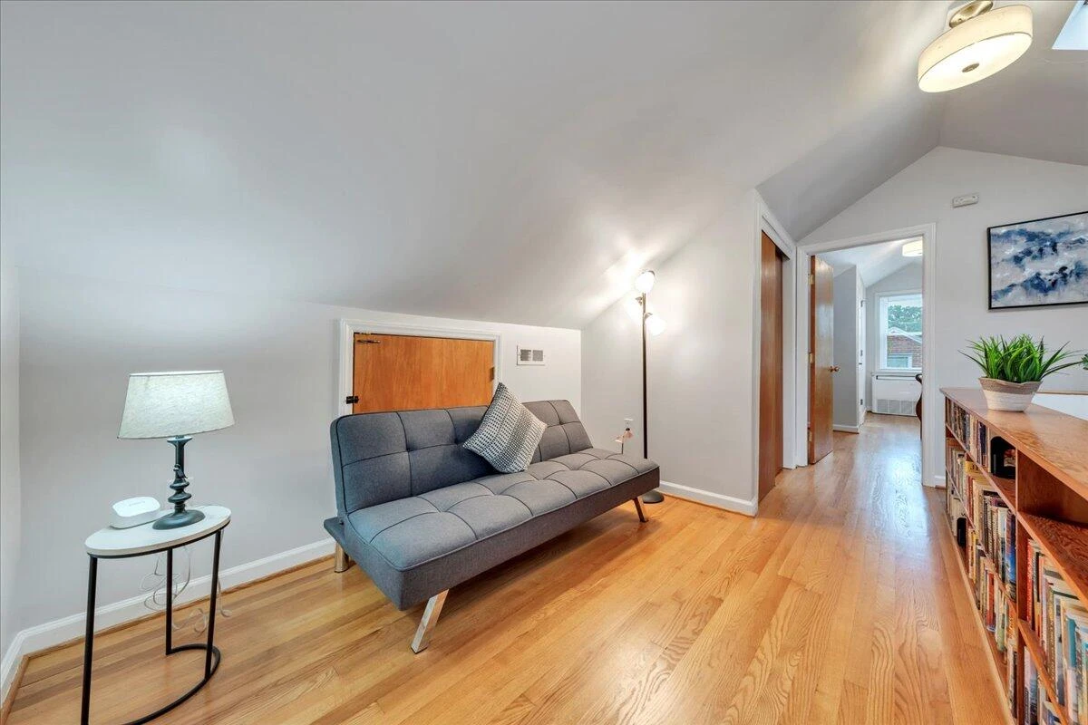 2324 Howard RD - Photo 38