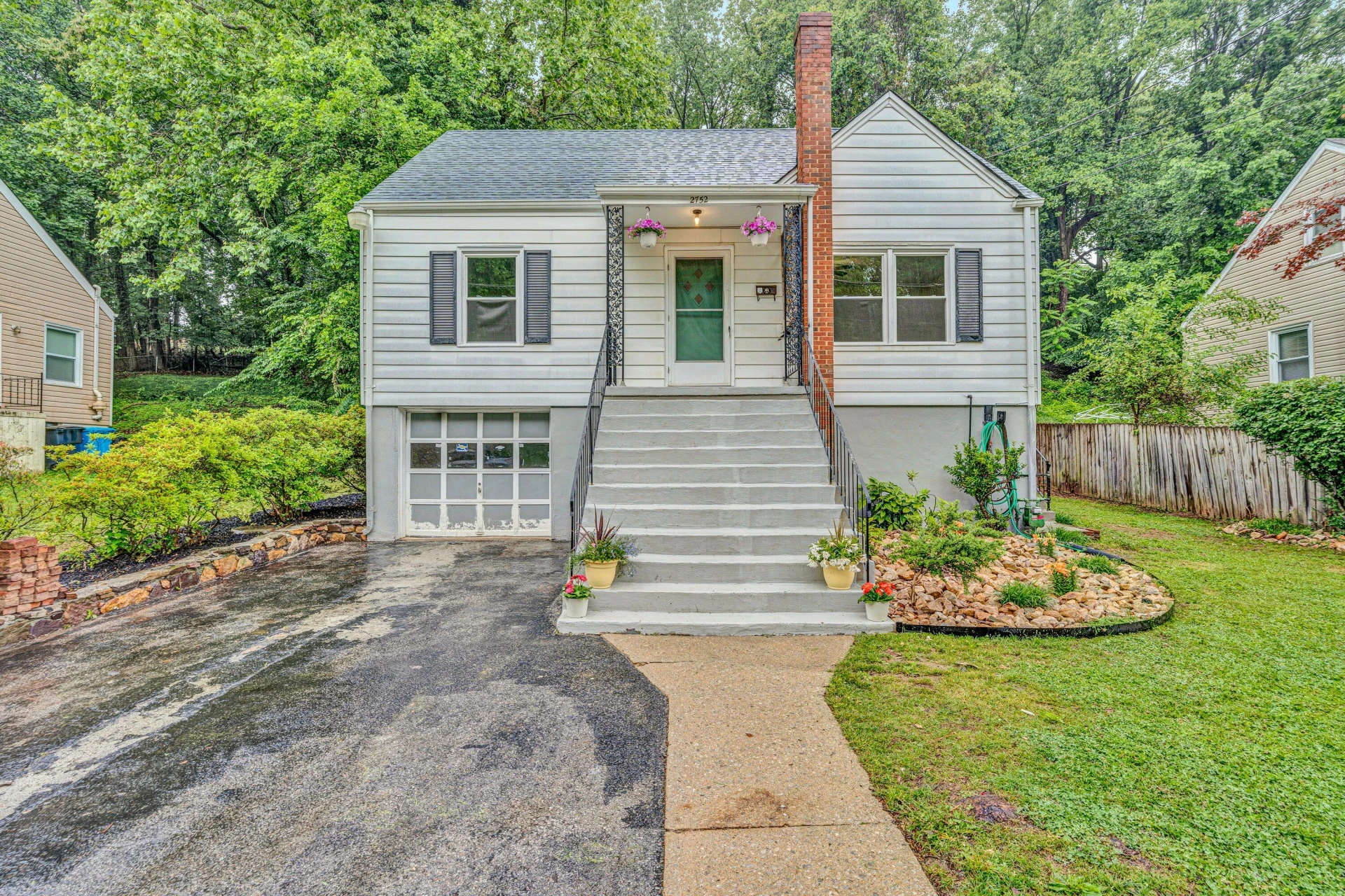 2752 Lansing DR