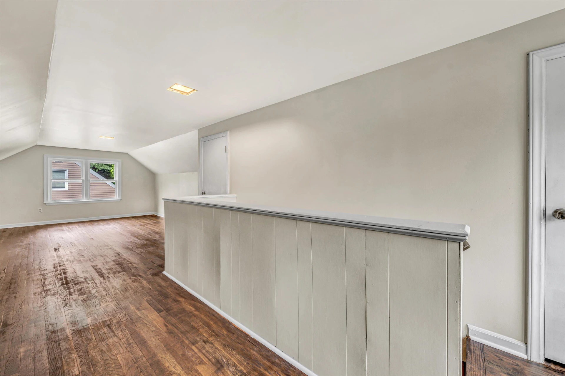 2752 Lansing DR - Photo 13