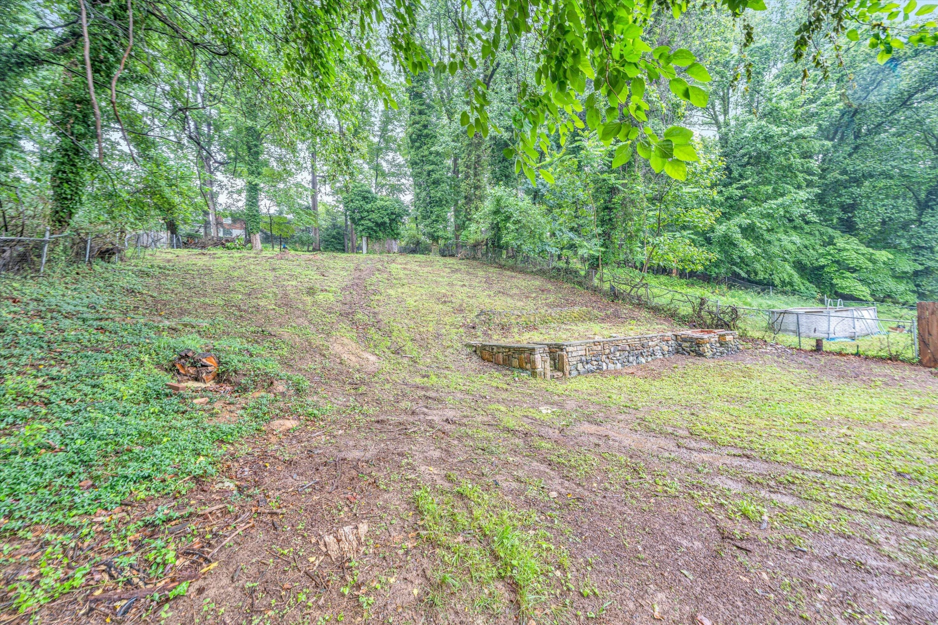 2752 Lansing DR - Photo 21