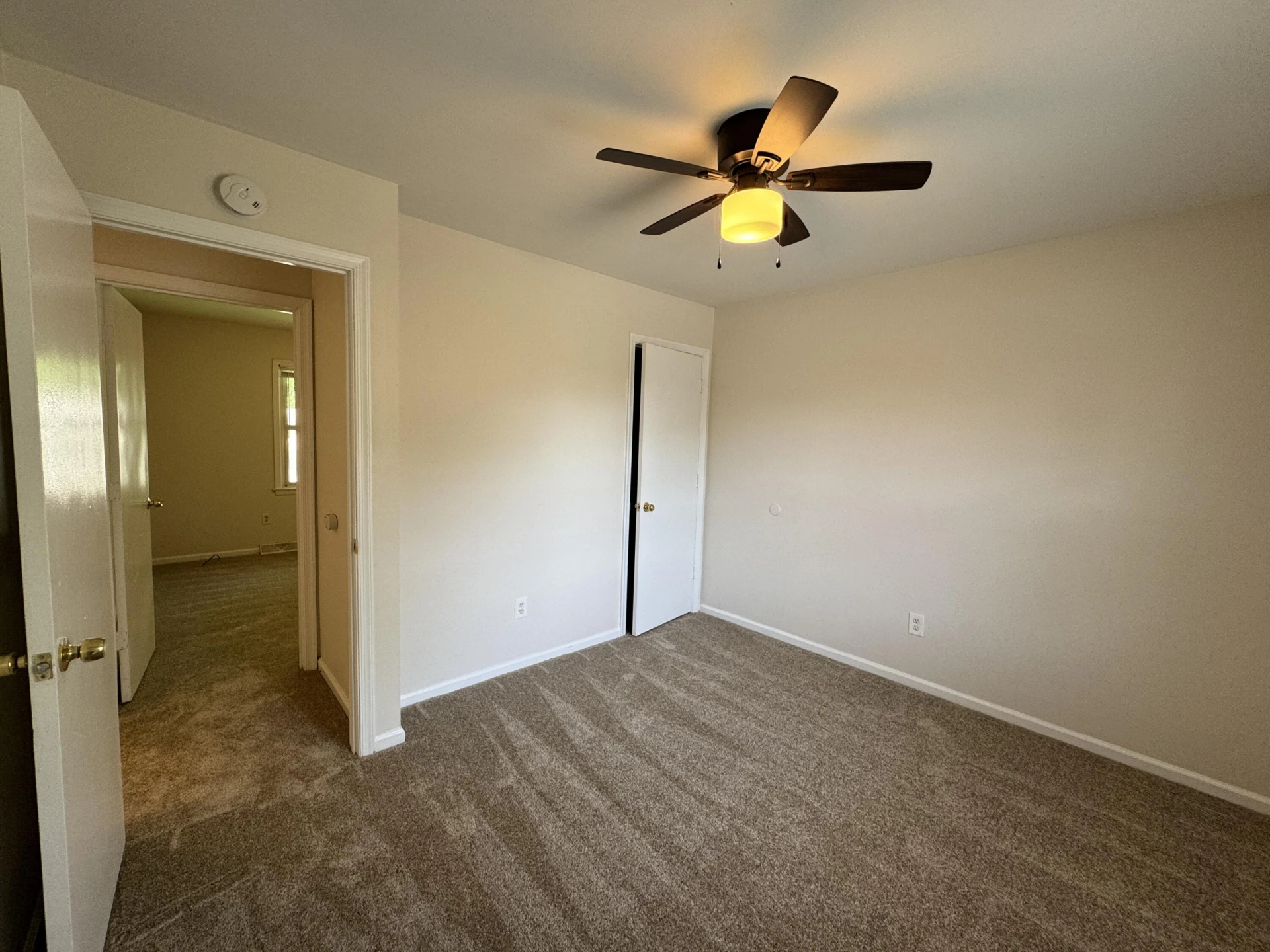 4656 Trevino CIR - Photo 18