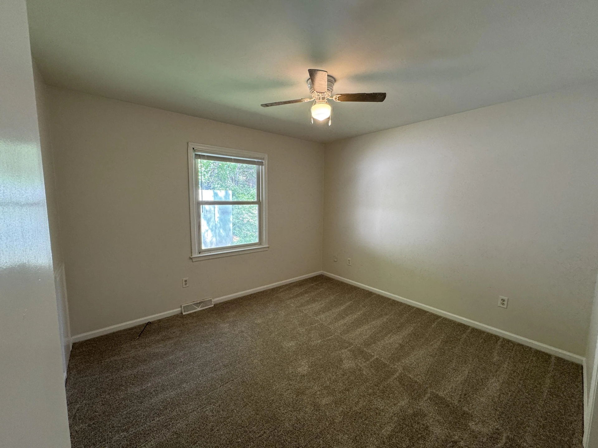 4656 Trevino CIR - Photo 19