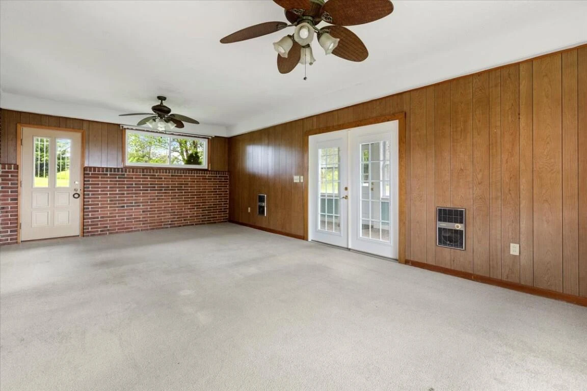 5496 Stuart ST - Photo 12
