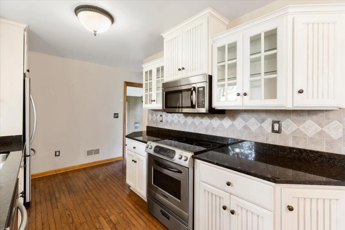 5496 Stuart ST - Photo 24