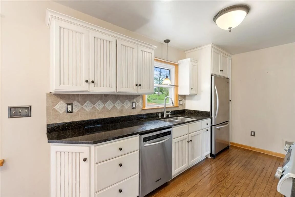 5496 Stuart ST - Photo 25