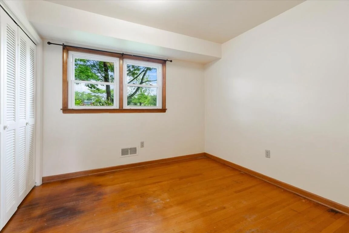 5496 Stuart ST - Photo 29