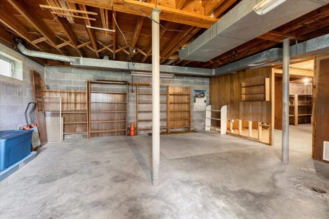 5496 Stuart ST - Photo 40