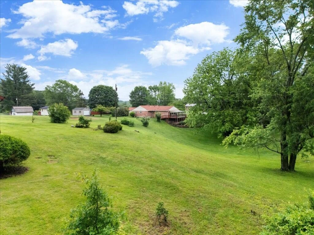 5496 Stuart ST - Photo 42