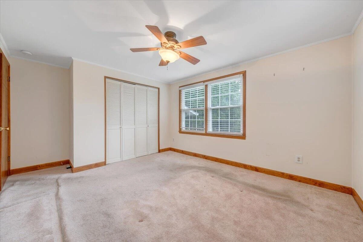 105 Forest Hill LN - Photo 25