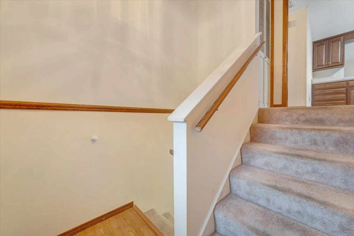 105 Forest Hill LN - Photo 9