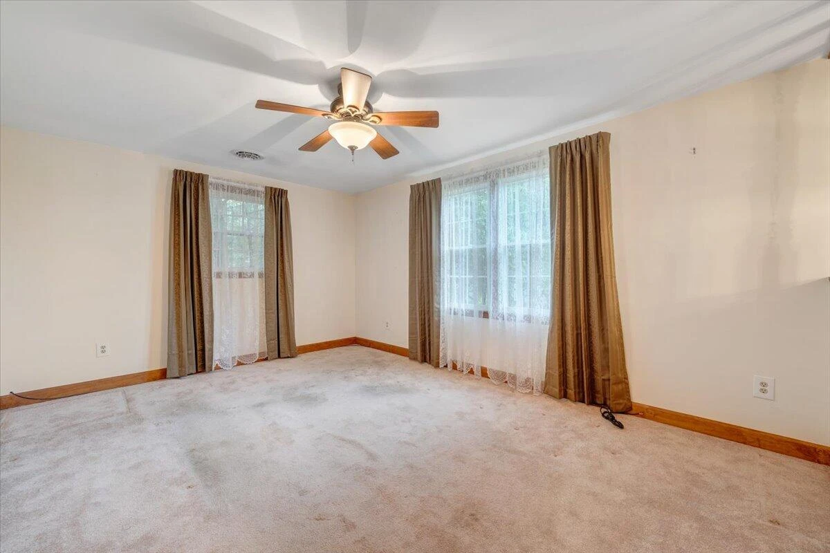 105 Forest Hill LN - Photo 10