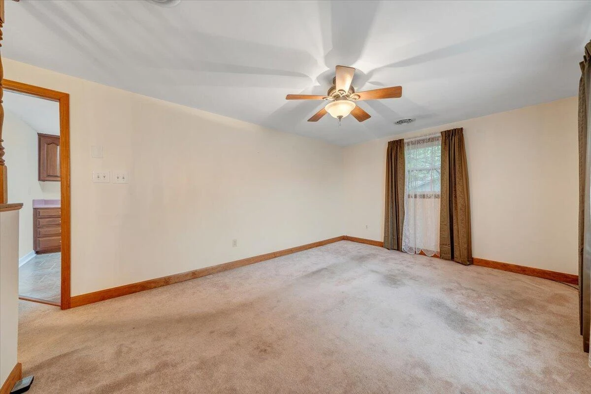 105 Forest Hill LN - Photo 11