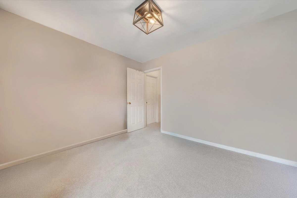4051 Snowgoose CIR - Photo 32