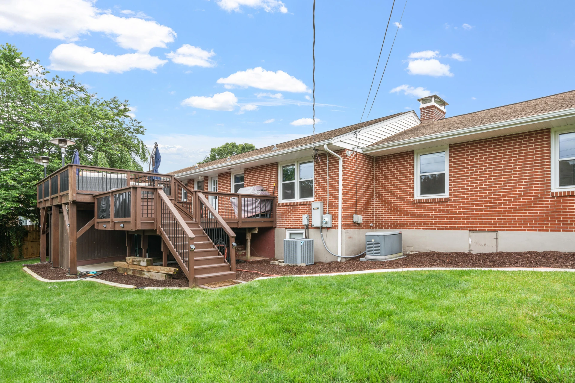 2561 Inglewood RD - Photo 35
