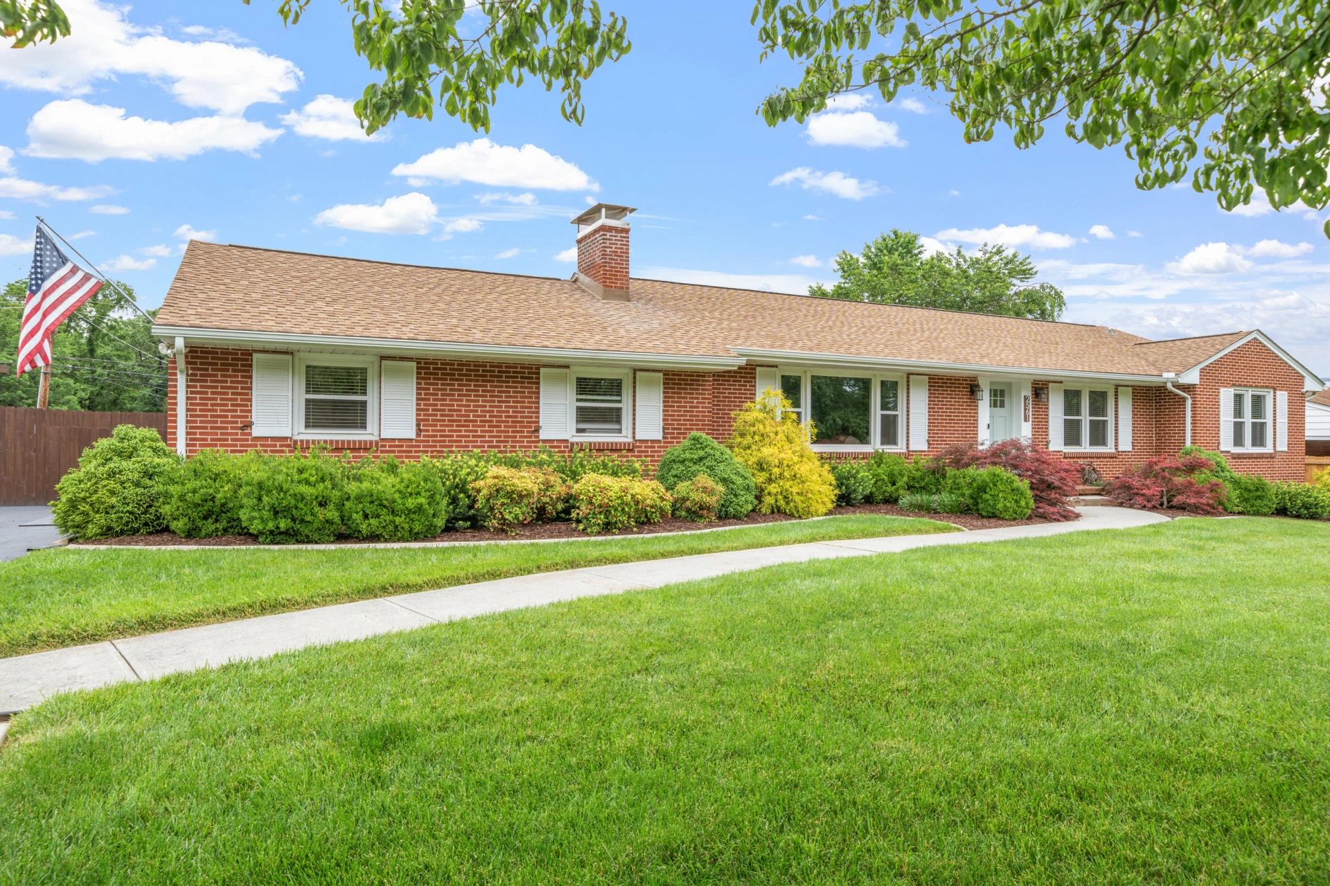 2561 Inglewood RD - Photo 37