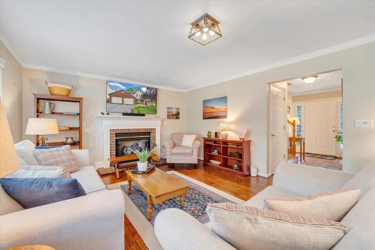 6012 Matisse LN - Photo 19