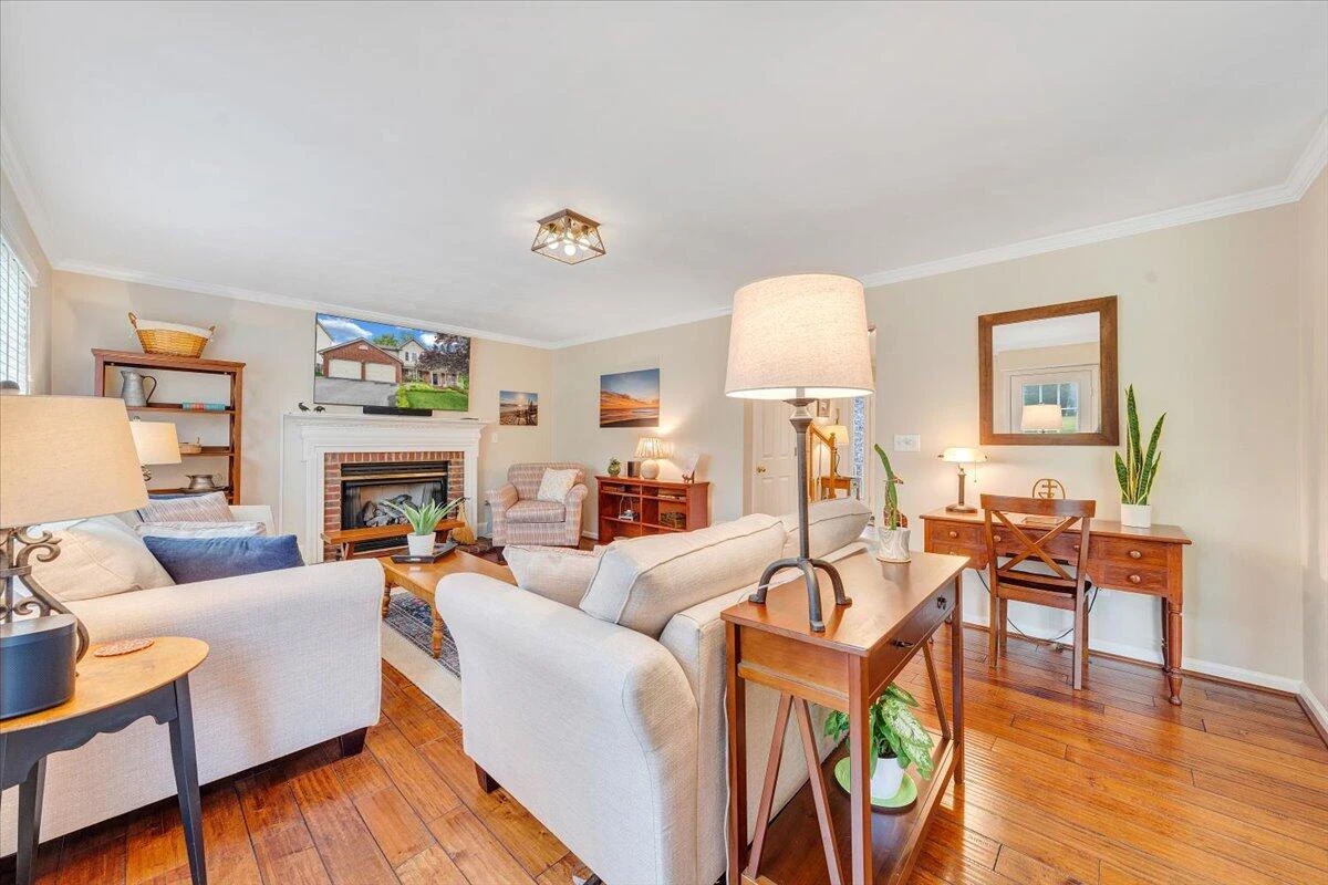 6012 Matisse LN - Photo 20