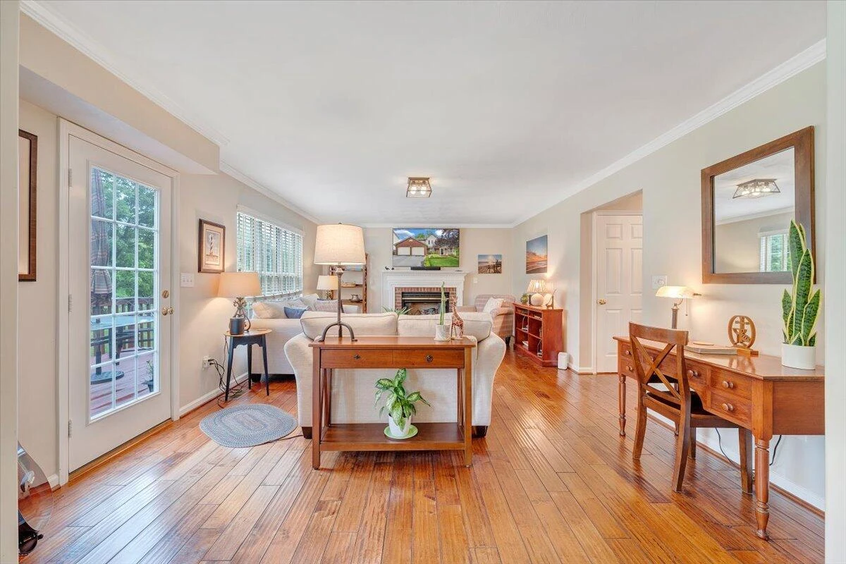 6012 Matisse LN - Photo 21