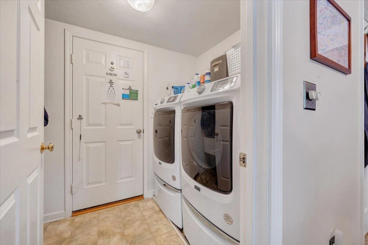 6012 Matisse LN - Photo 39