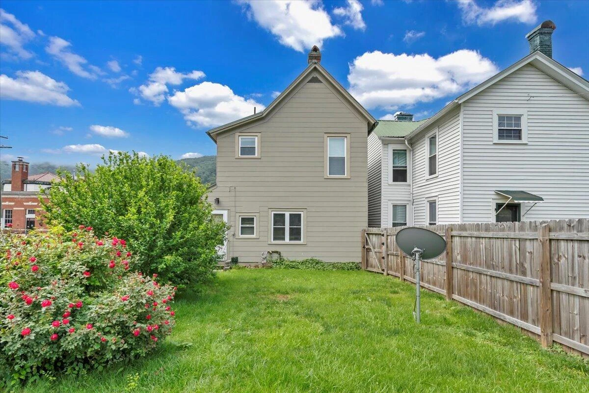 418 Church ST - Photo 31