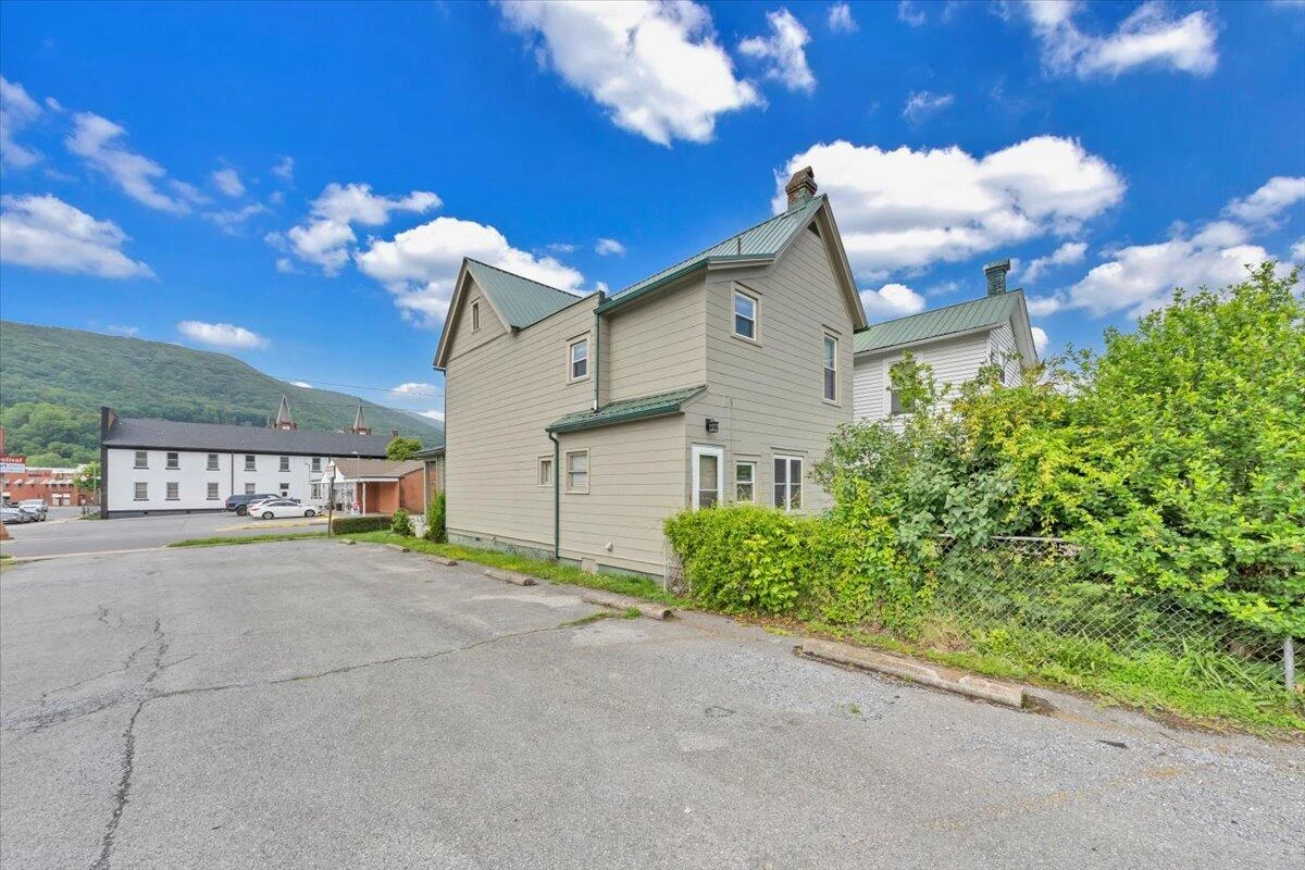 418 Church ST - Photo 33