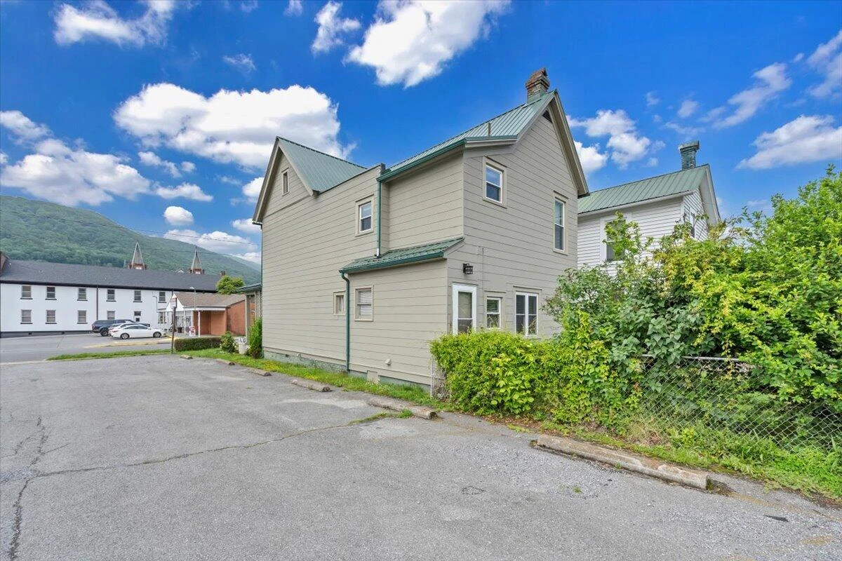 418 Church ST - Photo 34