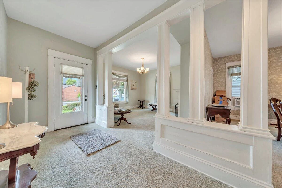 418 Church ST - Photo 4