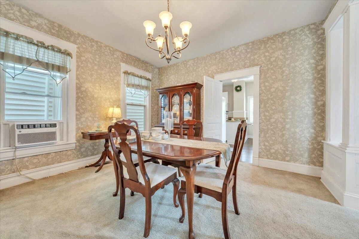 418 Church ST - Photo 8