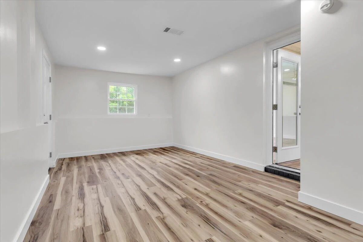 201 Forest Ridge DR - Photo 24