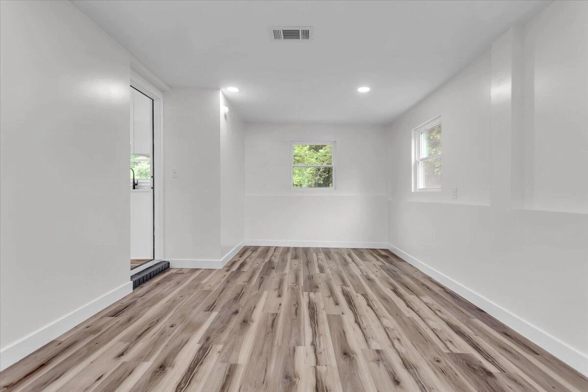 201 Forest Ridge DR - Photo 25