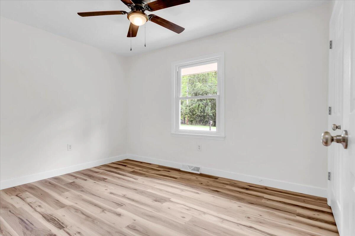 201 Forest Ridge DR - Photo 29