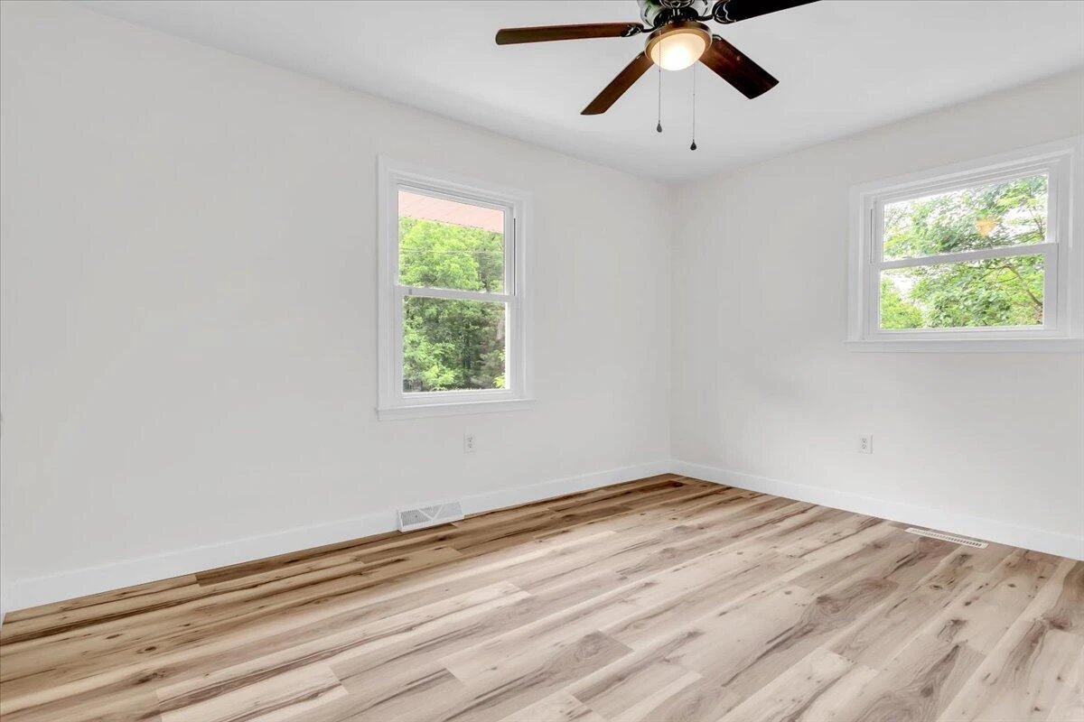 201 Forest Ridge DR - Photo 31