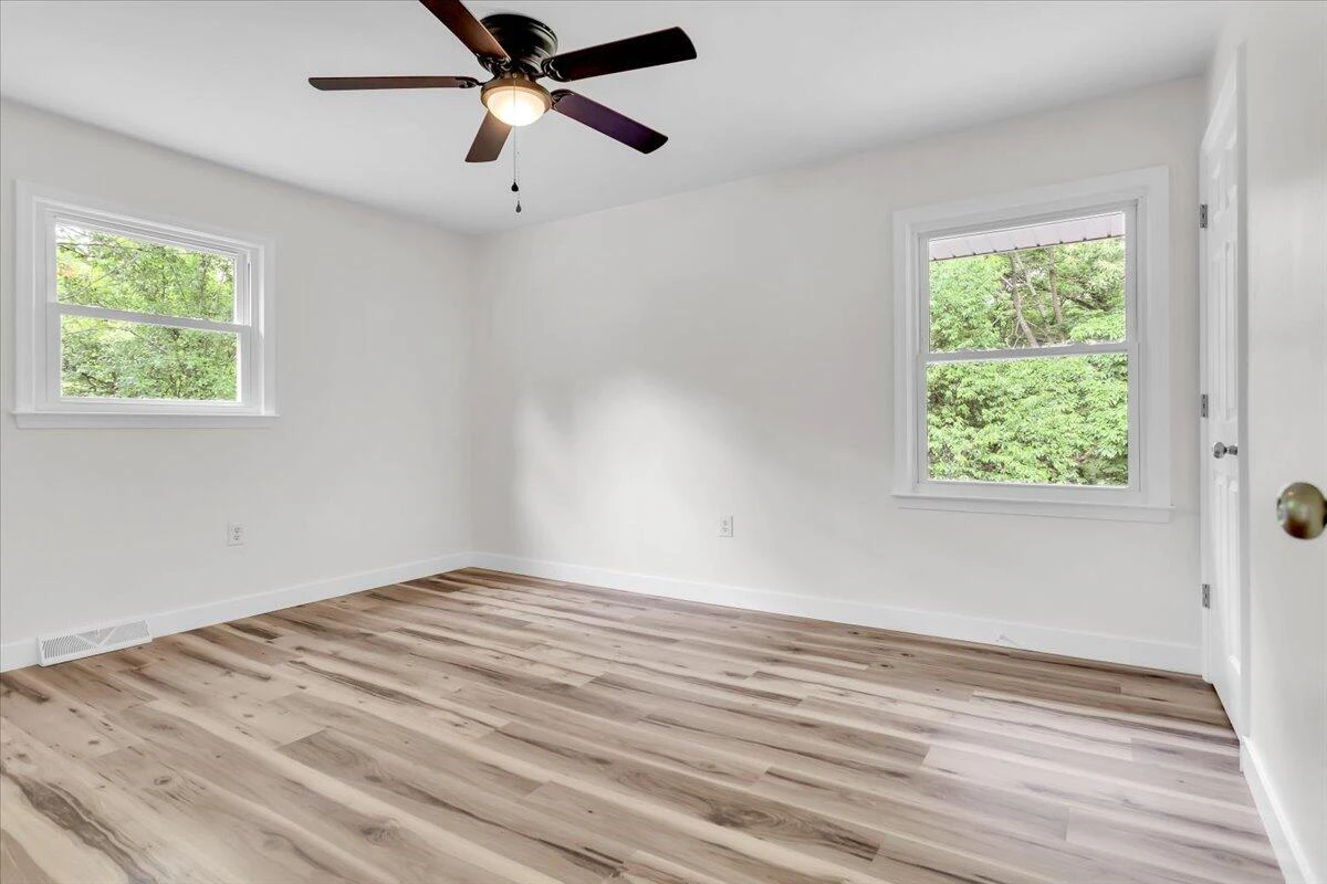 201 Forest Ridge DR - Photo 33