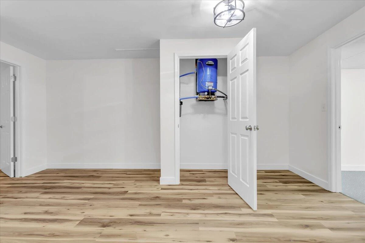 201 Forest Ridge DR - Photo 43