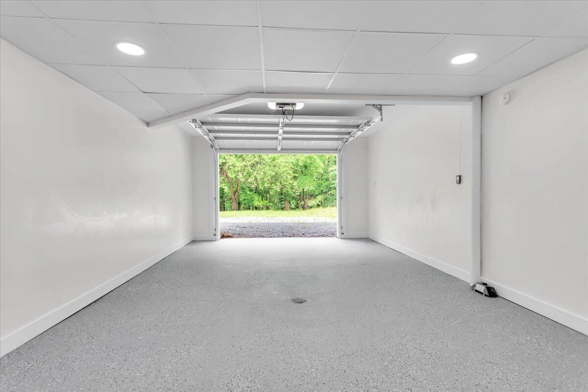 201 Forest Ridge DR - Photo 47