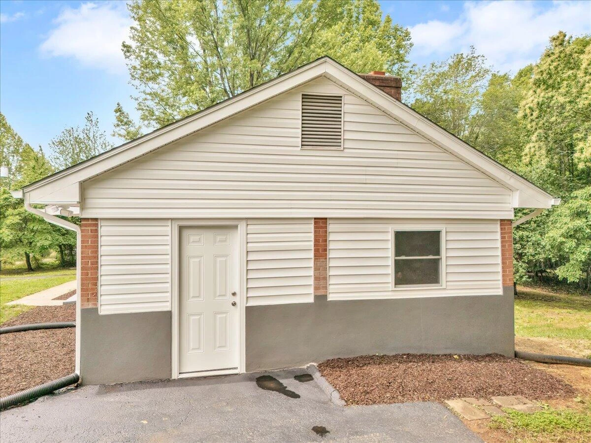 201 Forest Ridge DR - Photo 53
