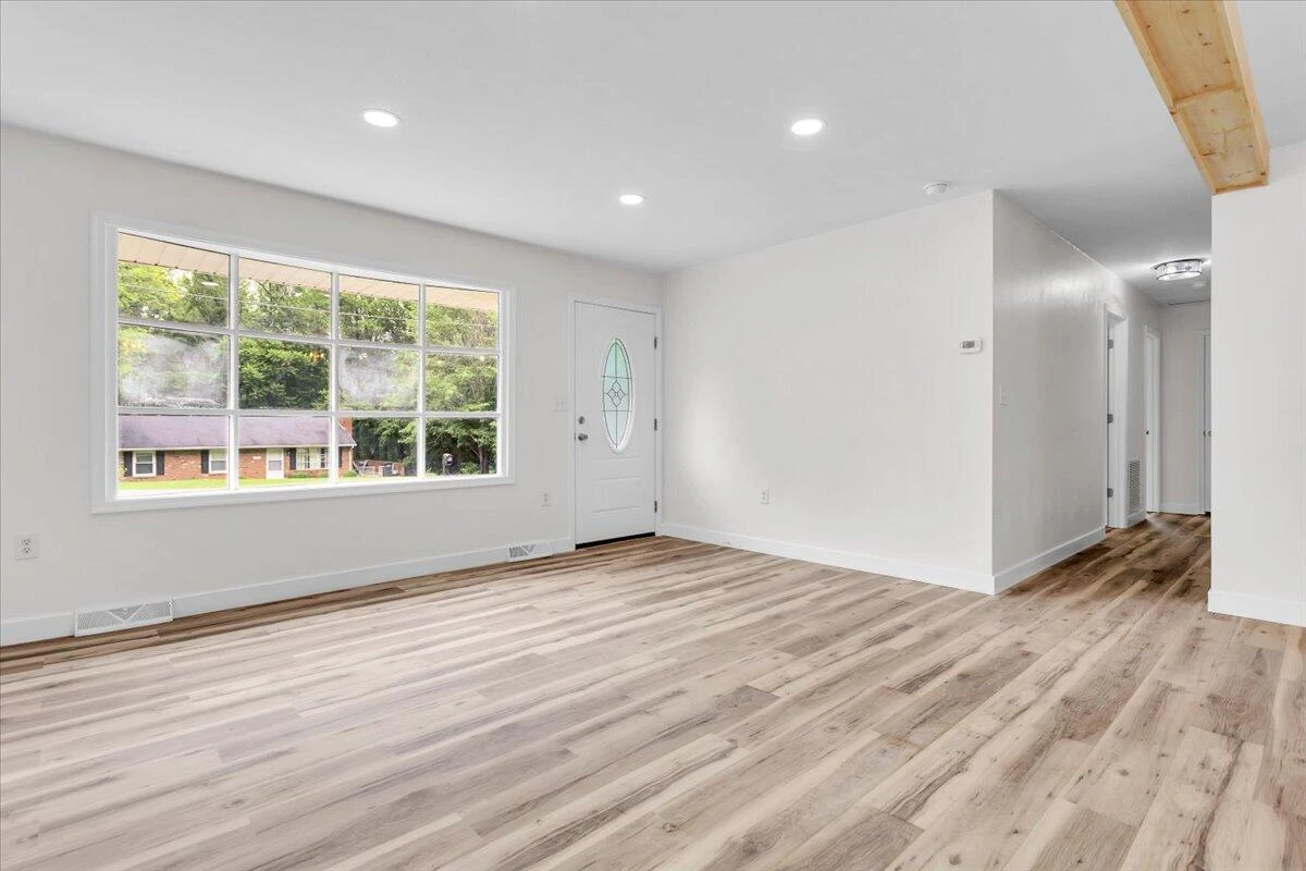 201 Forest Ridge DR - Photo 14