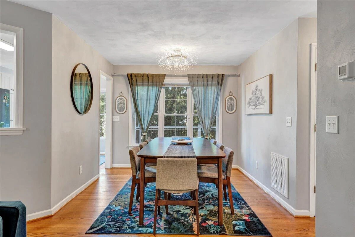 828 Ray ST - Photo 16