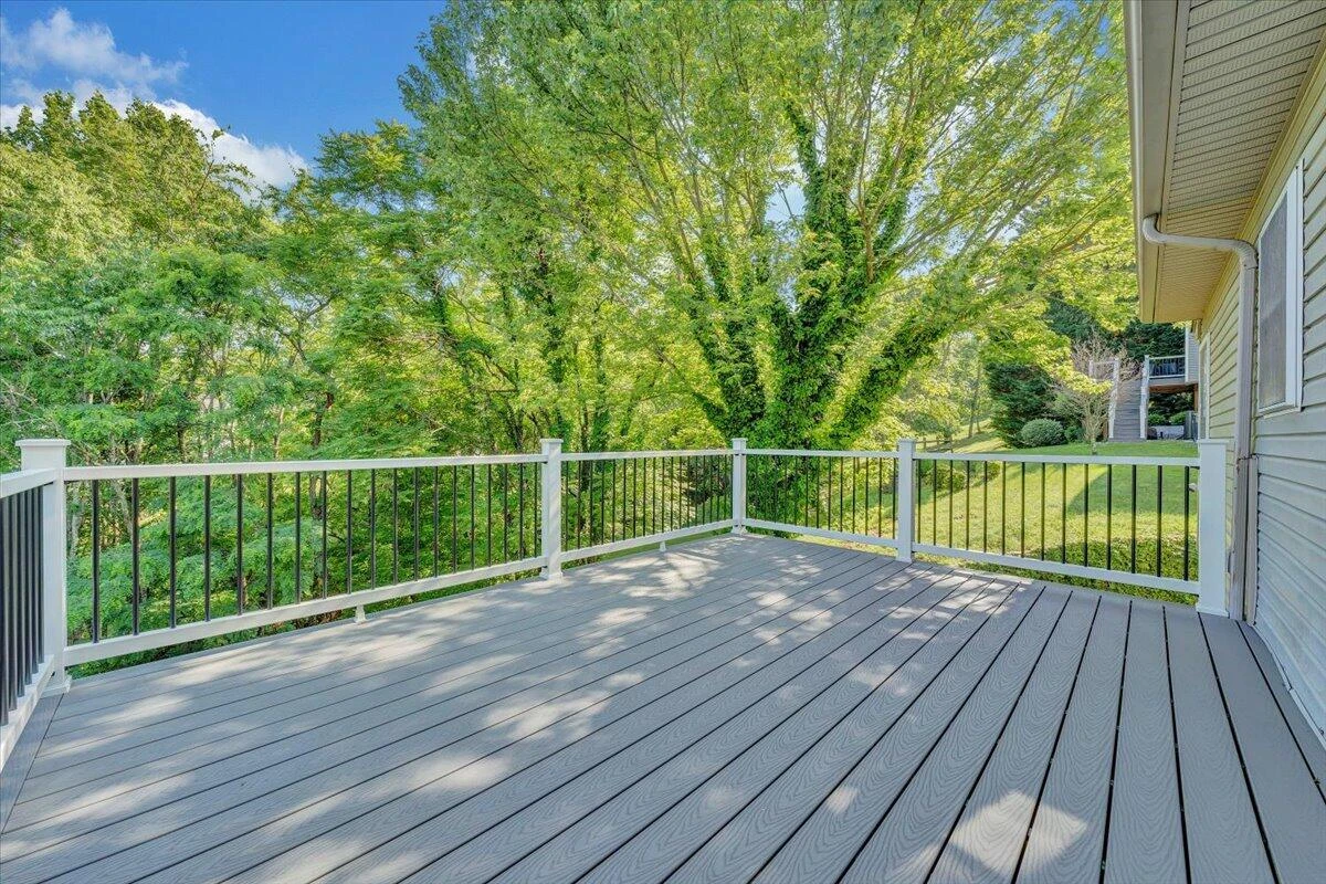 828 Ray ST - Photo 33