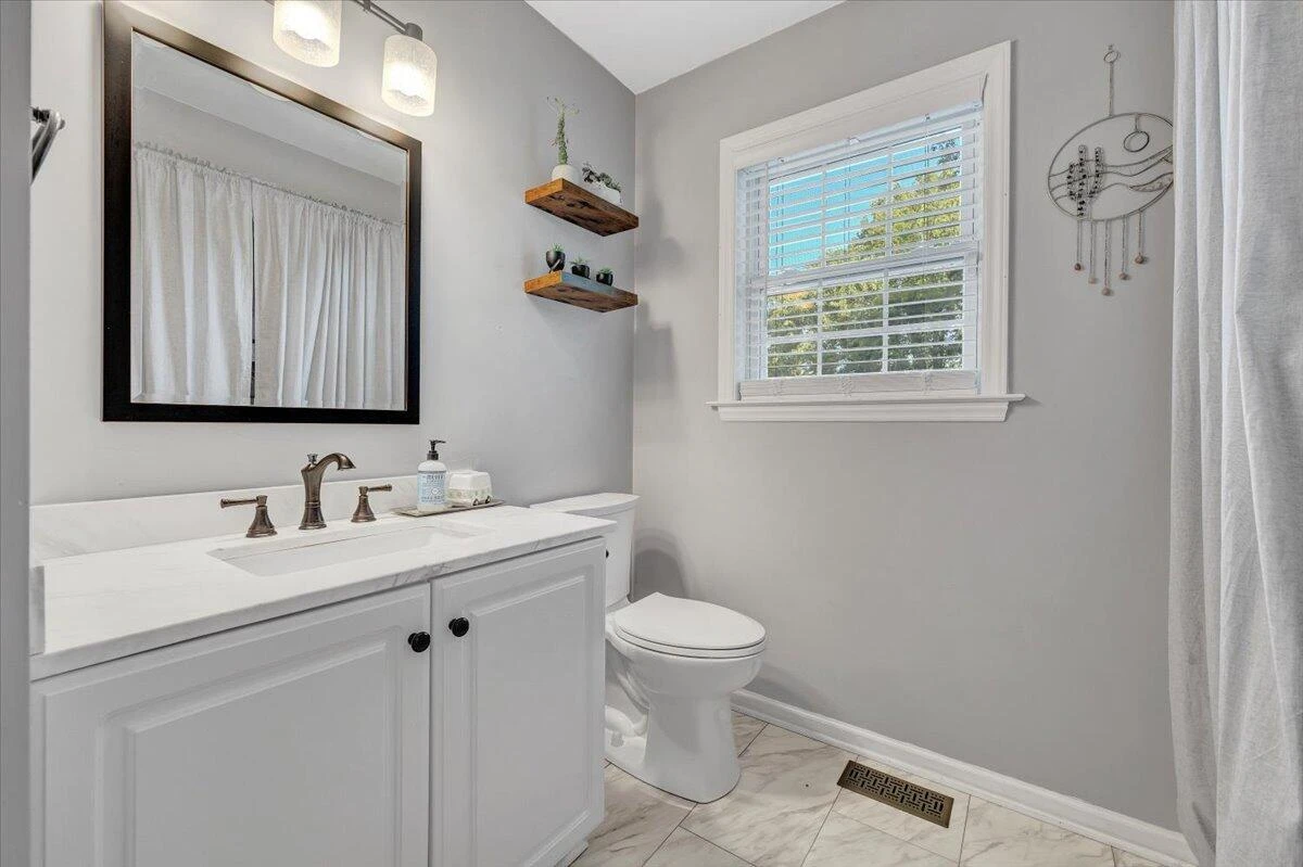 828 Ray ST - Photo 37