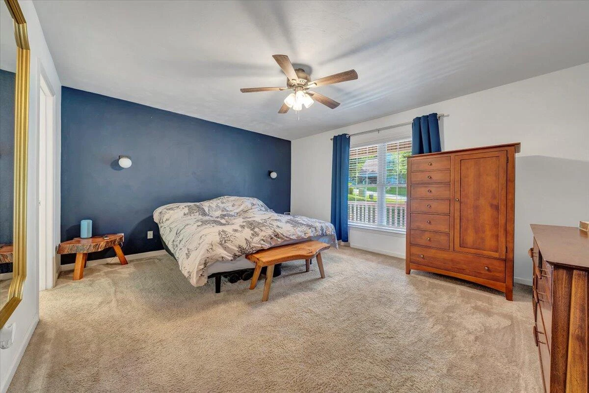 828 Ray ST - Photo 38