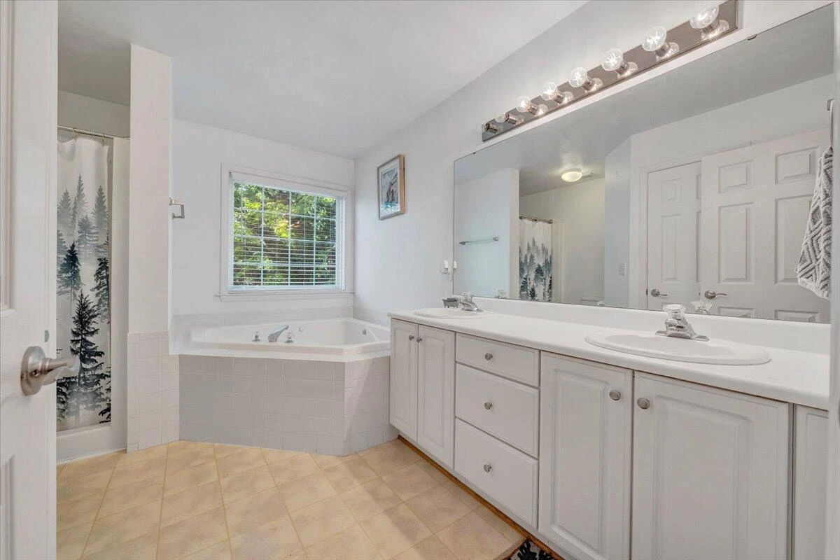 828 Ray ST - Photo 39